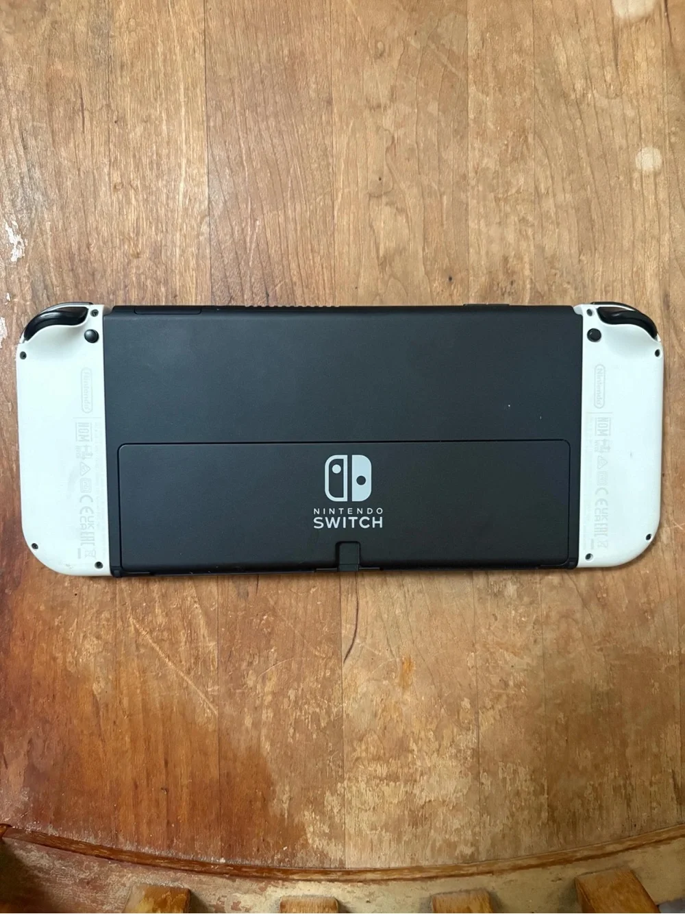 Nintendo switch oled with 5 Nintendo games